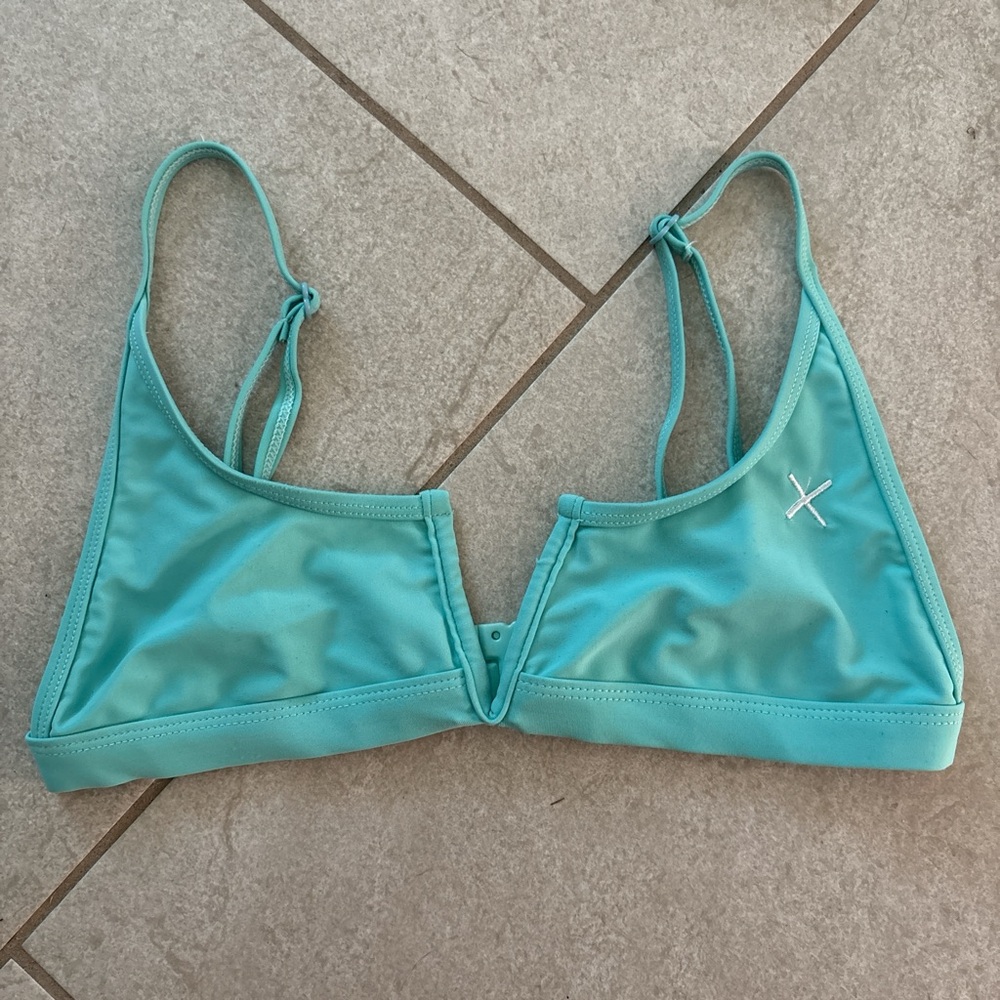 Boutine LA Women's Aqua Bikini Top